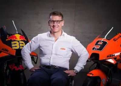 Pit Beirer (KTM): “Non è normale pagare 300000 Euro per far correre un figlio”