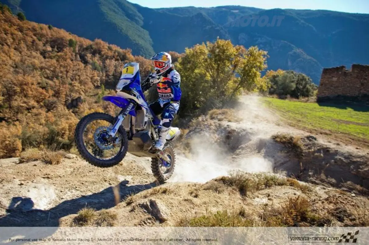 Yamaha YZ450F Rally: Cyril Despres sfida KTM e Honda (12)