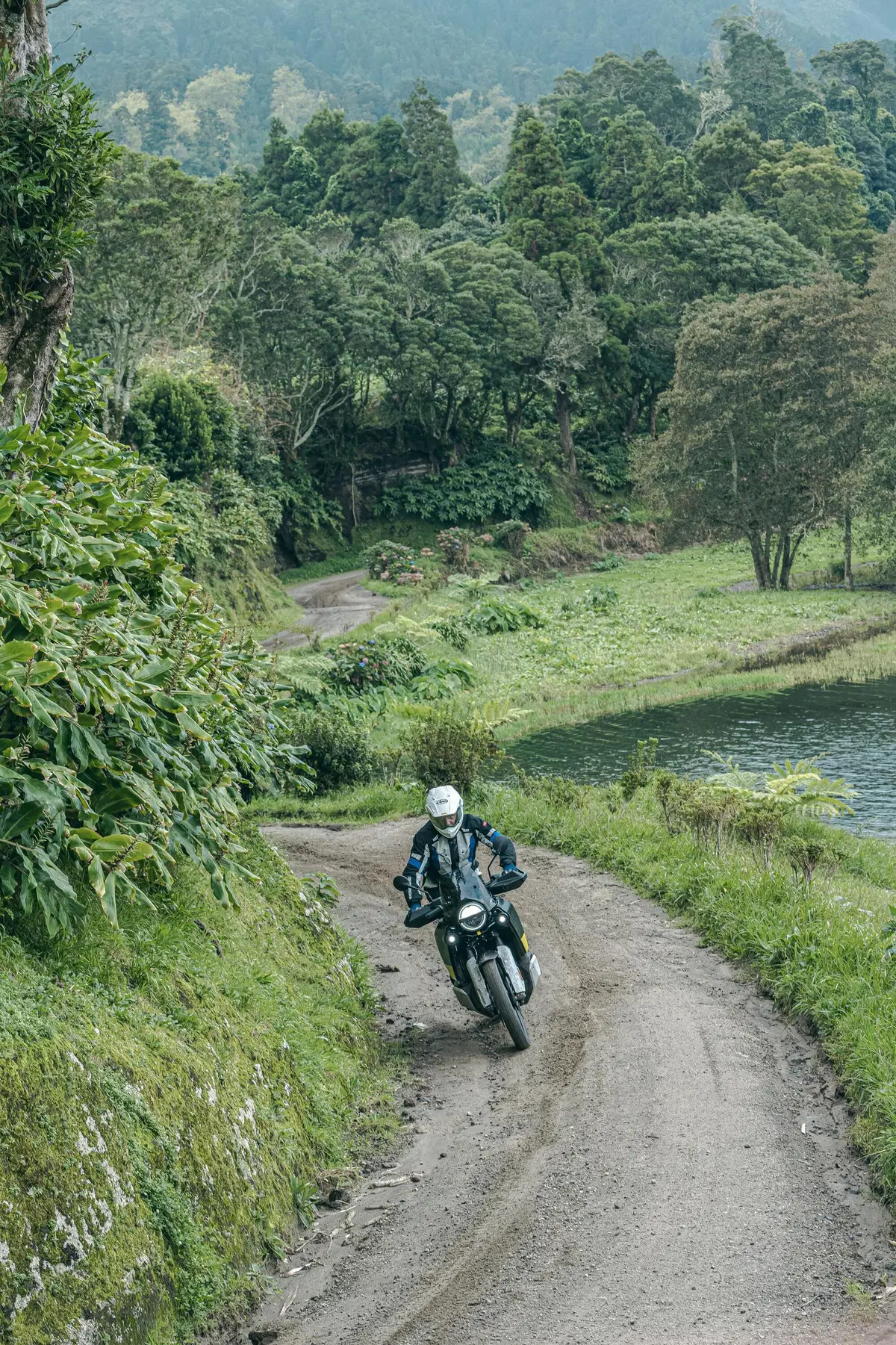 Husqvarna Norden 901 TEST: come va su strada e fuoristrada! (7)