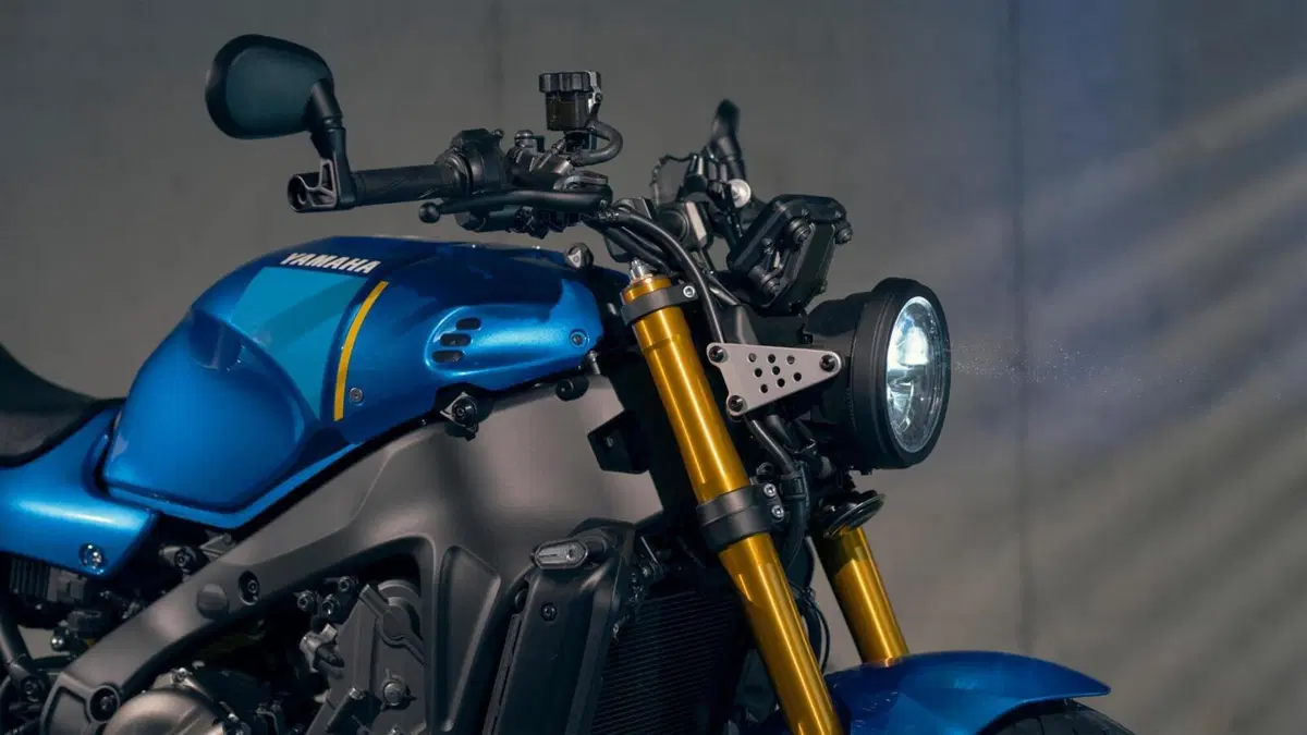 Nuova Yamaha XSR 900 2022. Cambiano l'estetica e la tecnica (7)