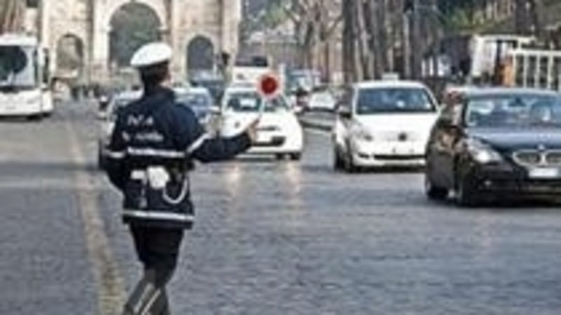 Roma: blocco del traffico nella giornata di gioved&igrave; 19 dicembre  