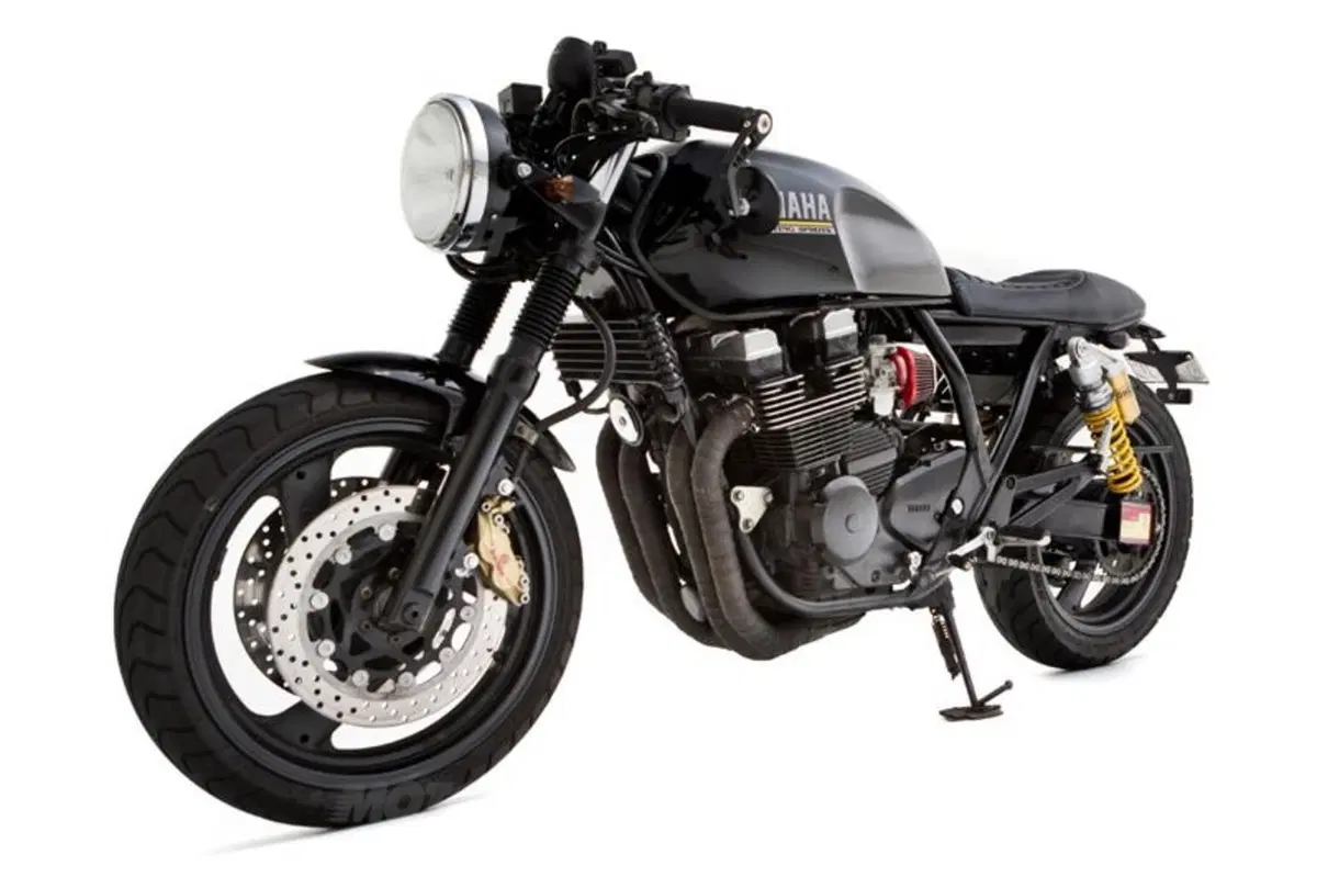 Ellaspede Bikes Yamaha XJR 400 (2)