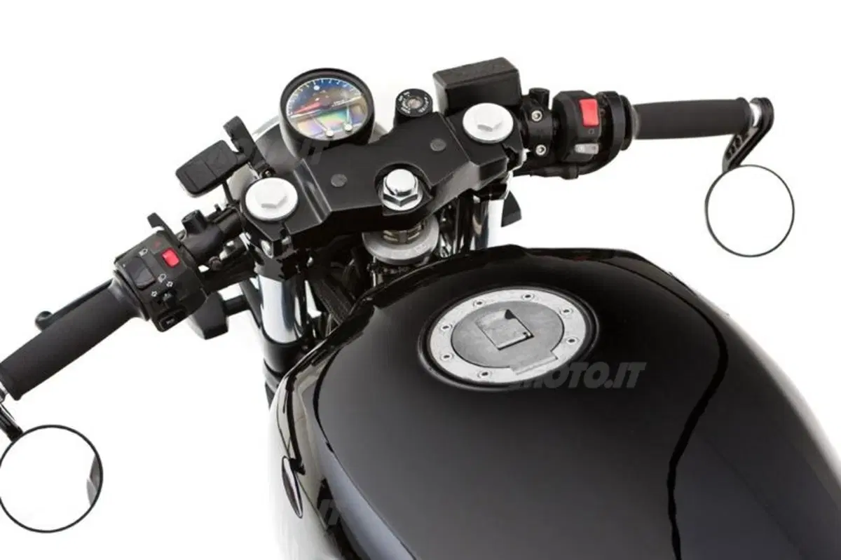 Ellaspede Bikes Yamaha XJR 400 (3)