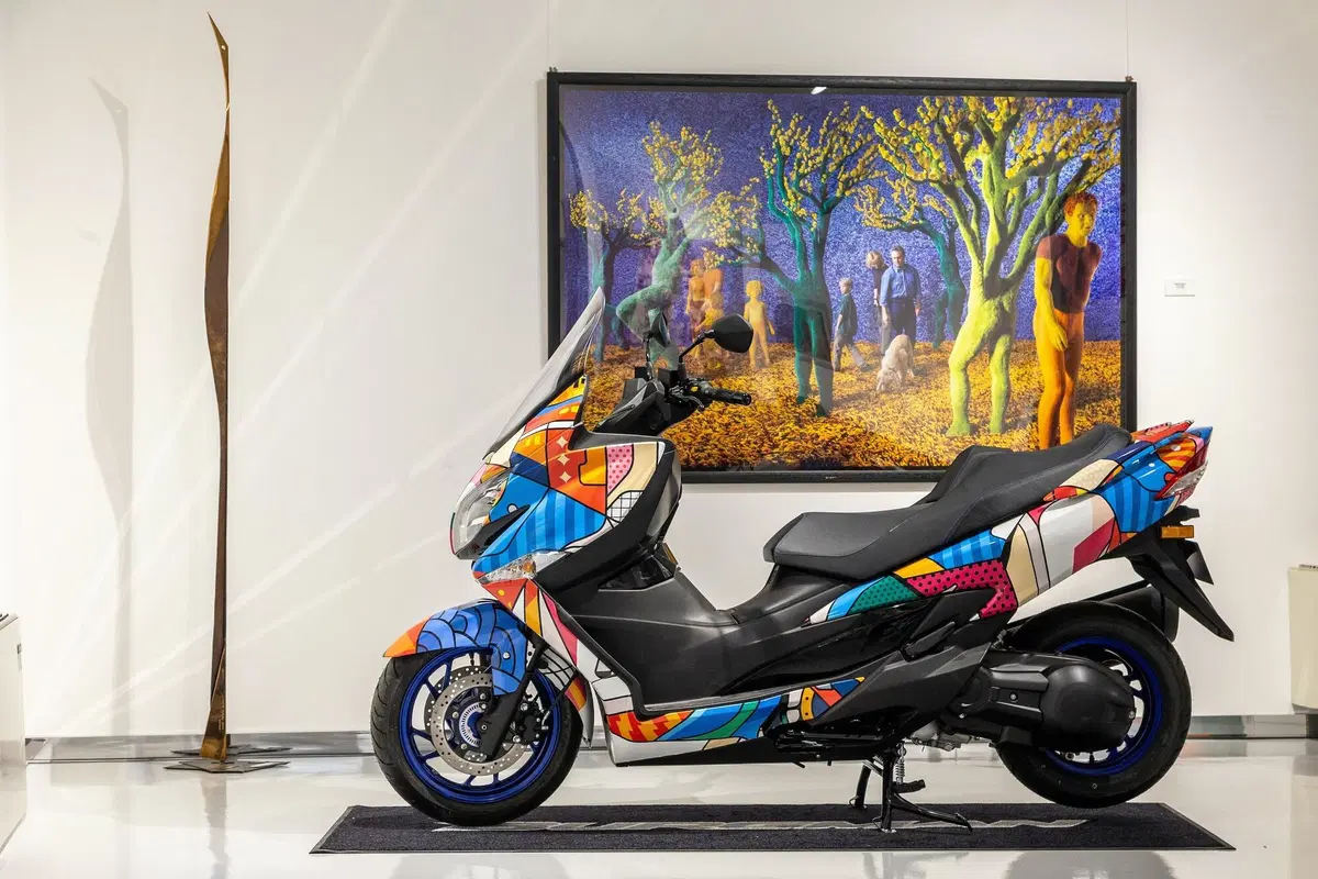 Suzuki Burgman 400 ARThletes all’asta su CharityStars (2)