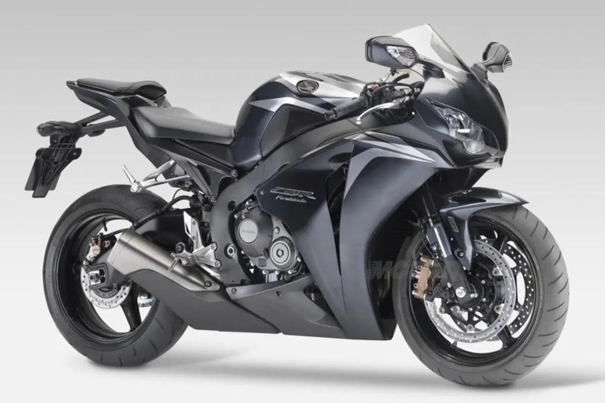 Honda CBR Fireblade. La storia di un grande successo (11)