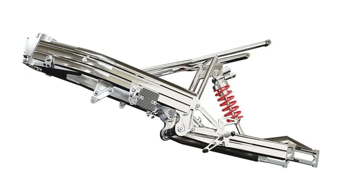 Crighton CR700W: 220 cavalli per 129,5 kg grazie al suo doppio rotore (11)