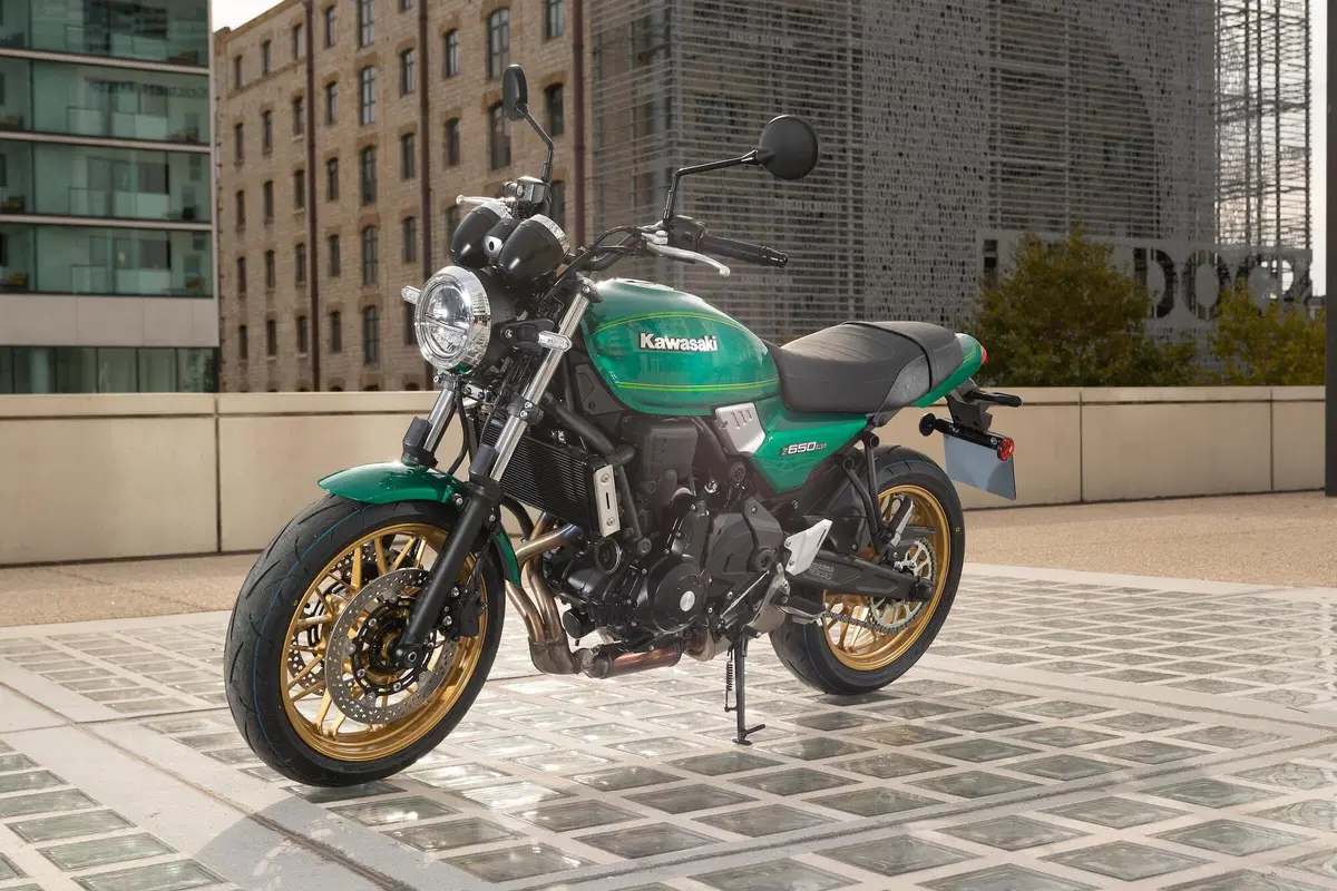 Kawasaki Z650RS TEST (6)