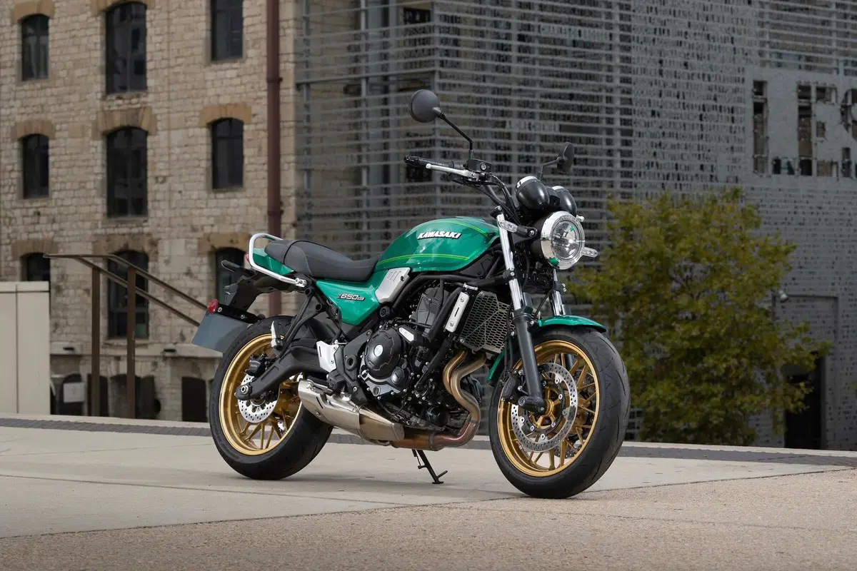 Kawasaki Z650RS TEST (13)