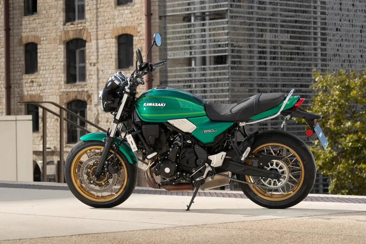Kawasaki Z650RS TEST (16)