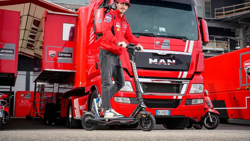Ducati PRO-III. Il nuovo monopattino elettrico MT Distribution