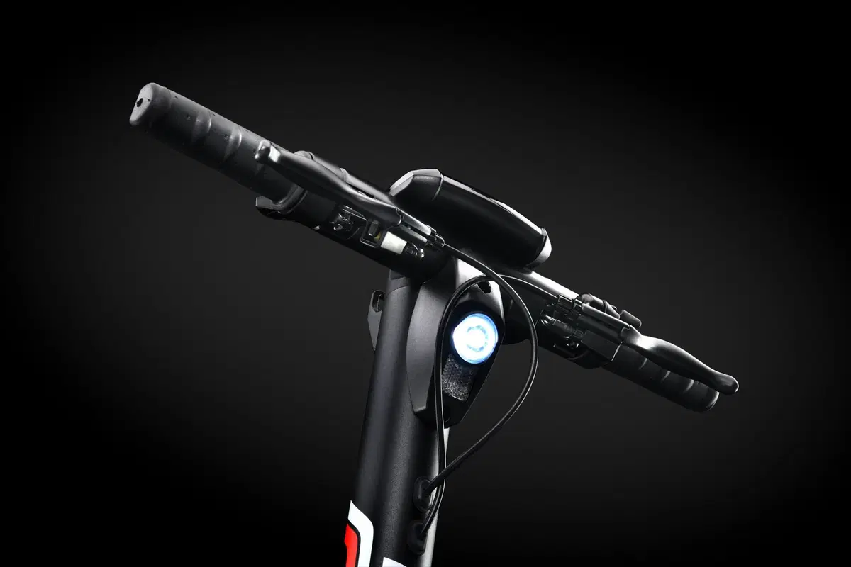 Ducati PRO-III. Il nuovo monopattino elettrico MT Distribution (2)