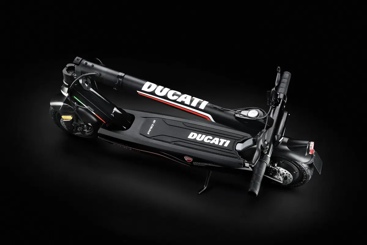 Ducati PRO-III. Il nuovo monopattino elettrico MT Distribution (7)