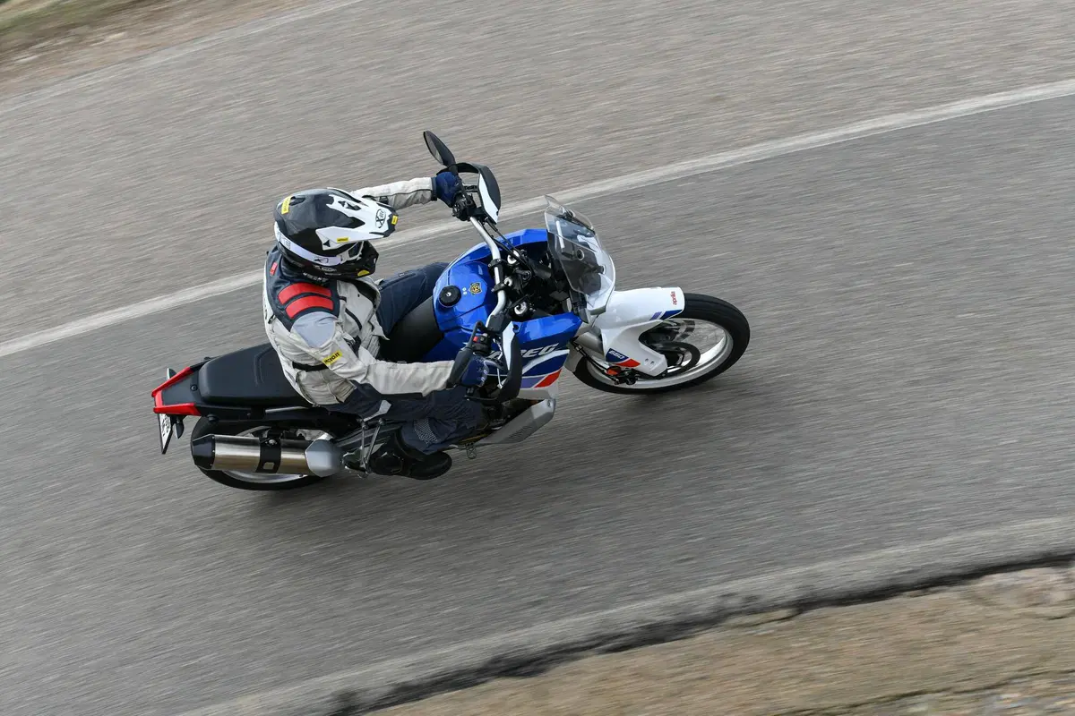 Aprilia Tuareg 660 TEST: ritorna il mito!  (2)