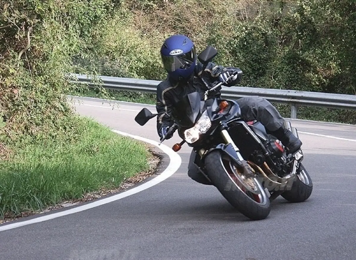 Guida alla Kawasaki Z1000