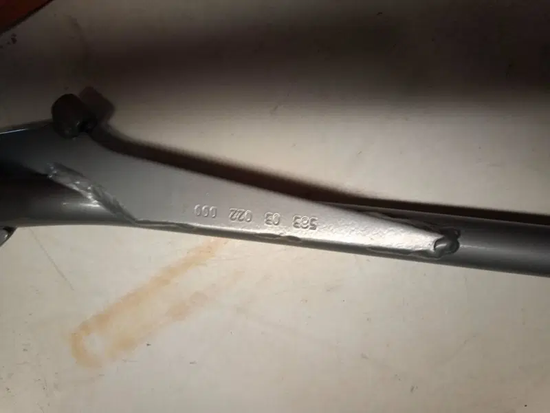 Cavalletto CENTRALE 58303022000 Ktm (3)