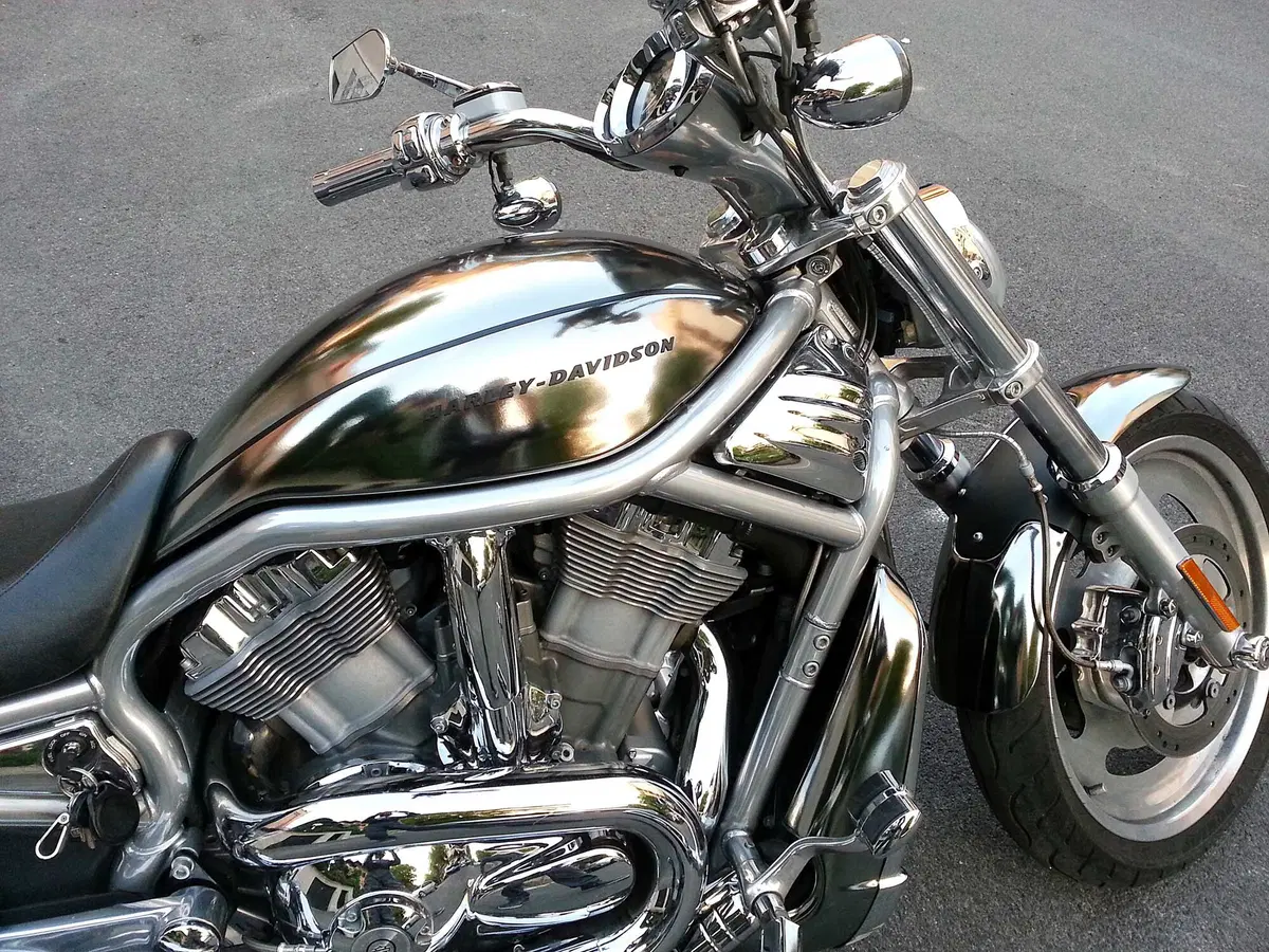 Pellicole APA Moto Wrapping (3)