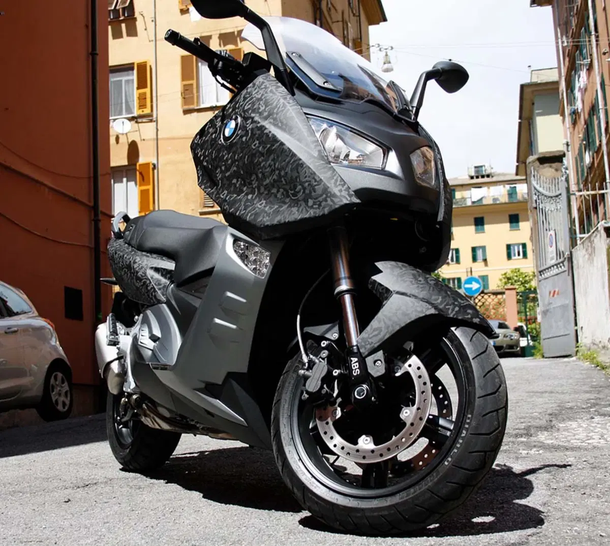 Pellicole APA Moto Wrapping (5)