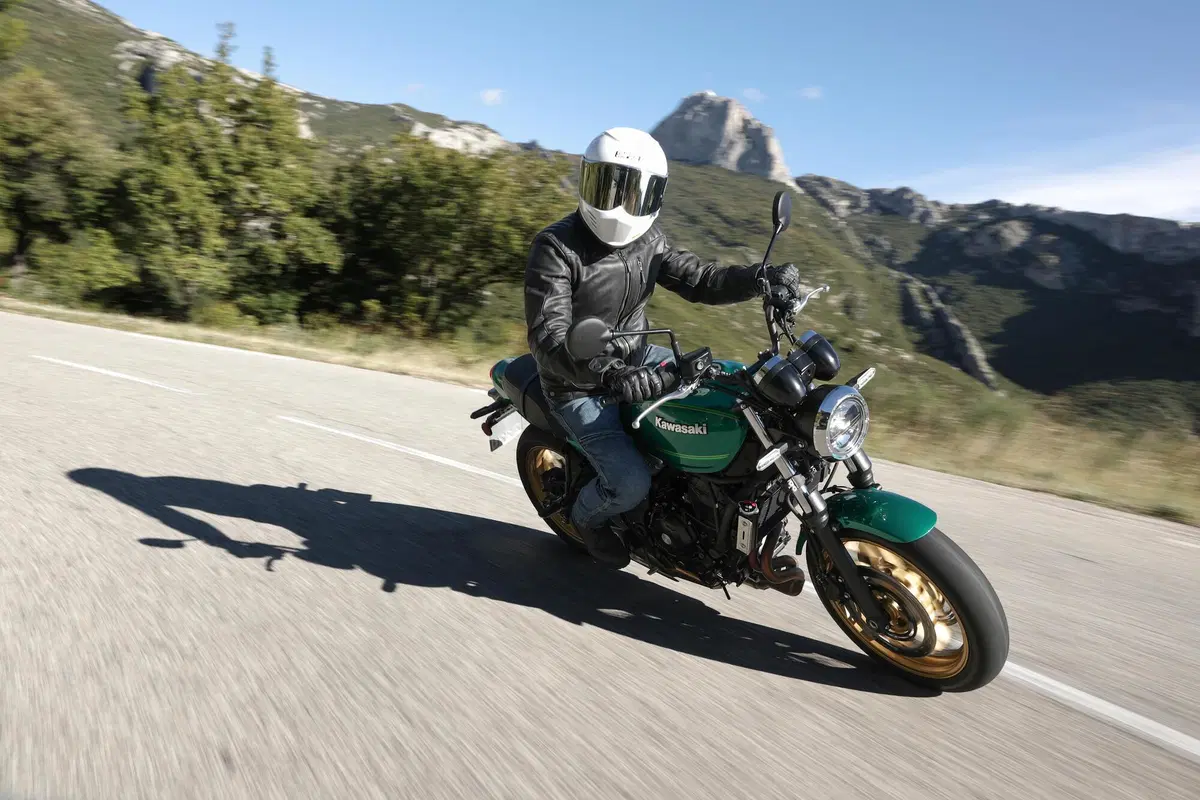 Kawasaki Z650RS TEST (13)