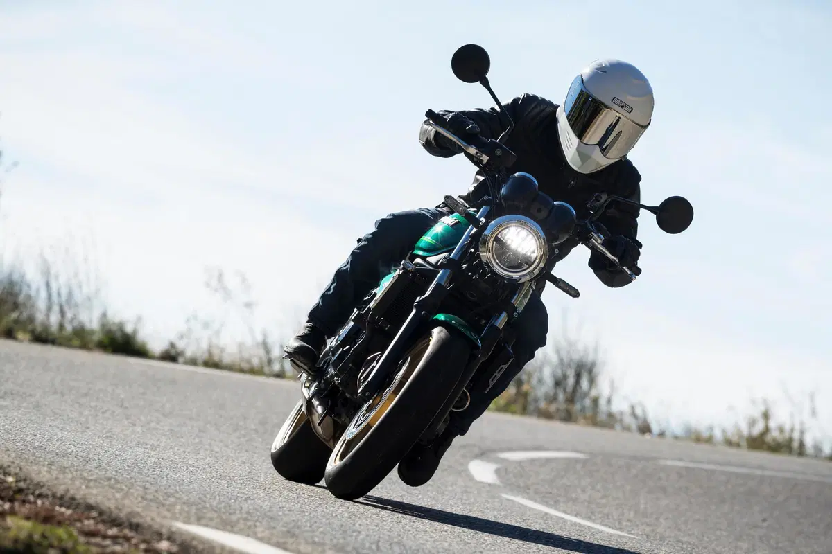 Kawasaki Z650RS TEST (17)
