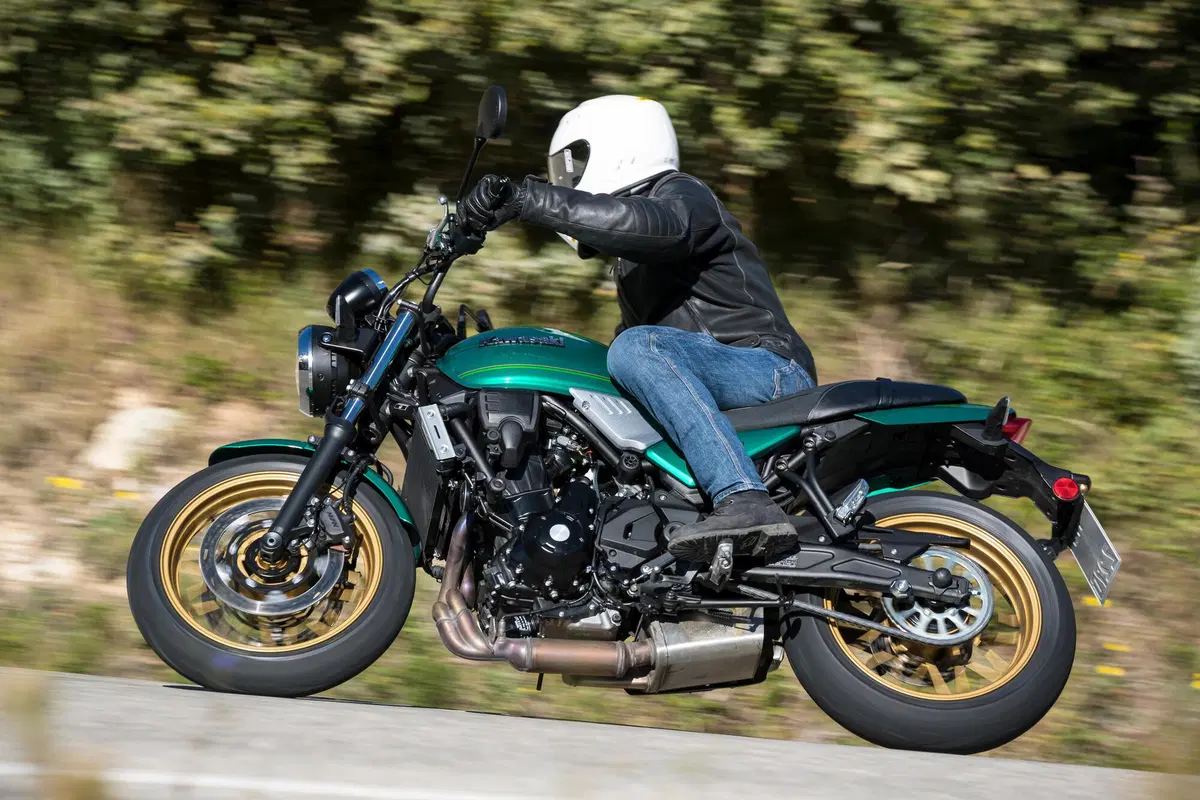 Kawasaki Z650RS TEST (19)