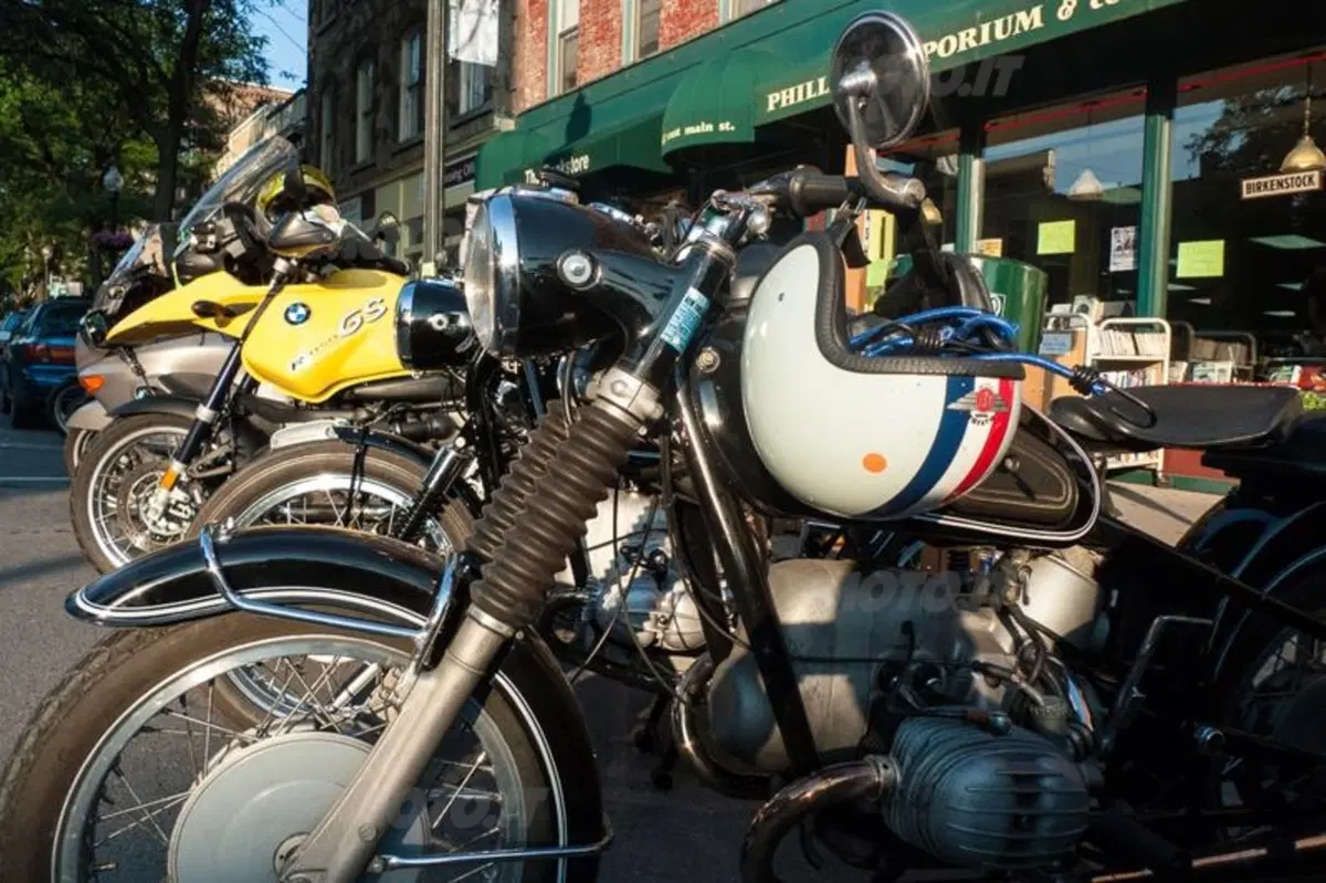 USA, qui mica ti rubano la moto (5)