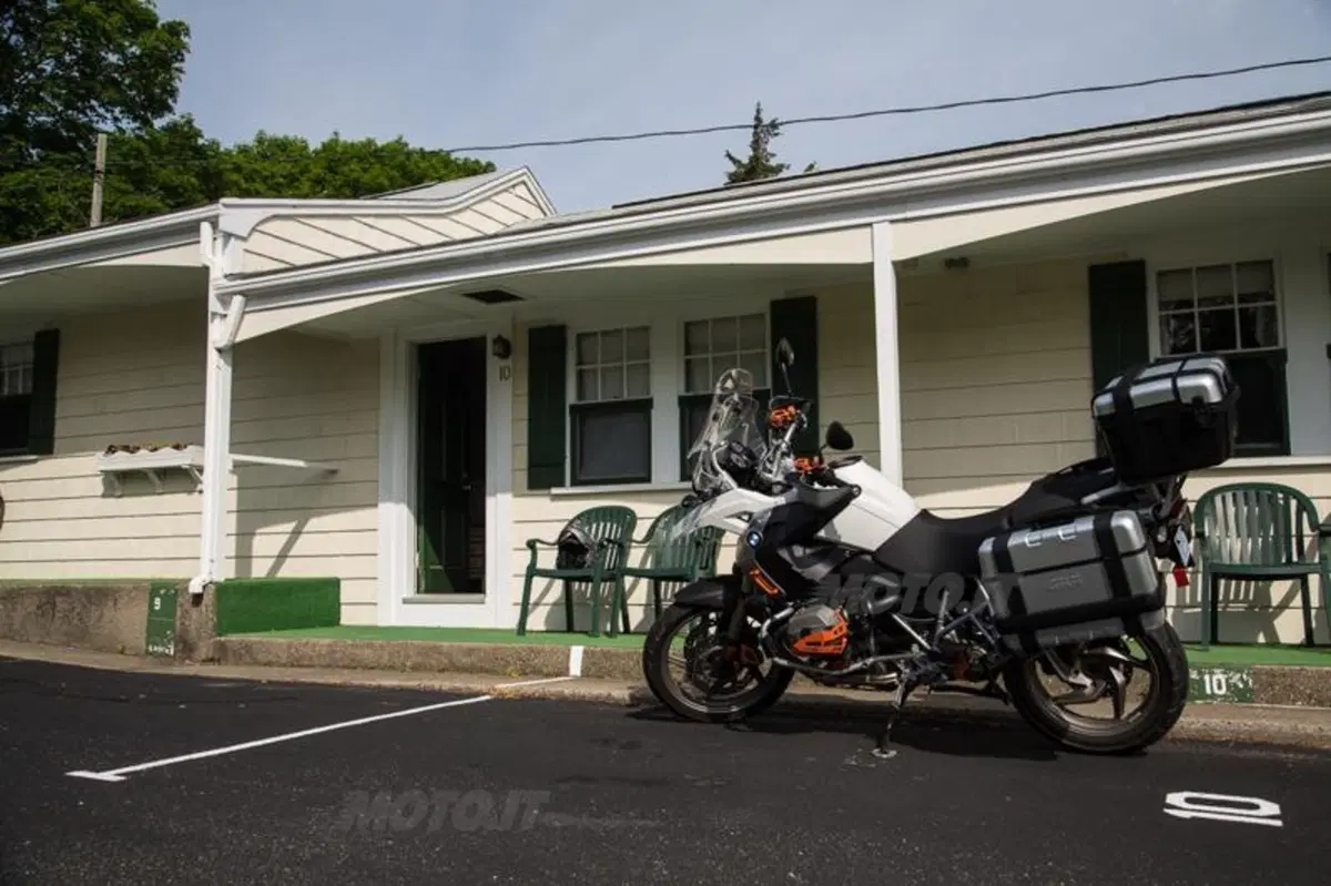 USA, qui mica ti rubano la moto (7)