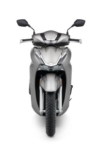  Honda SH 350I 2022. Più veloce e più potente (2)