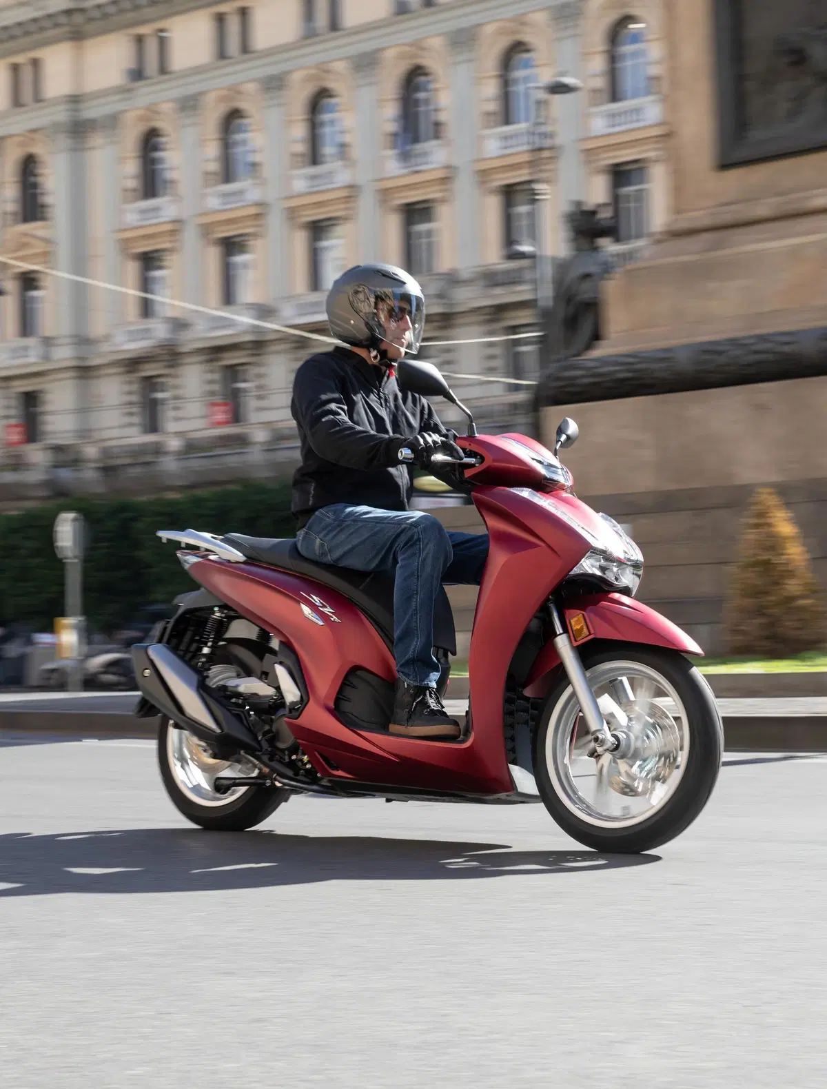  Honda SH 350I 2022. Più veloce e più potente (20)