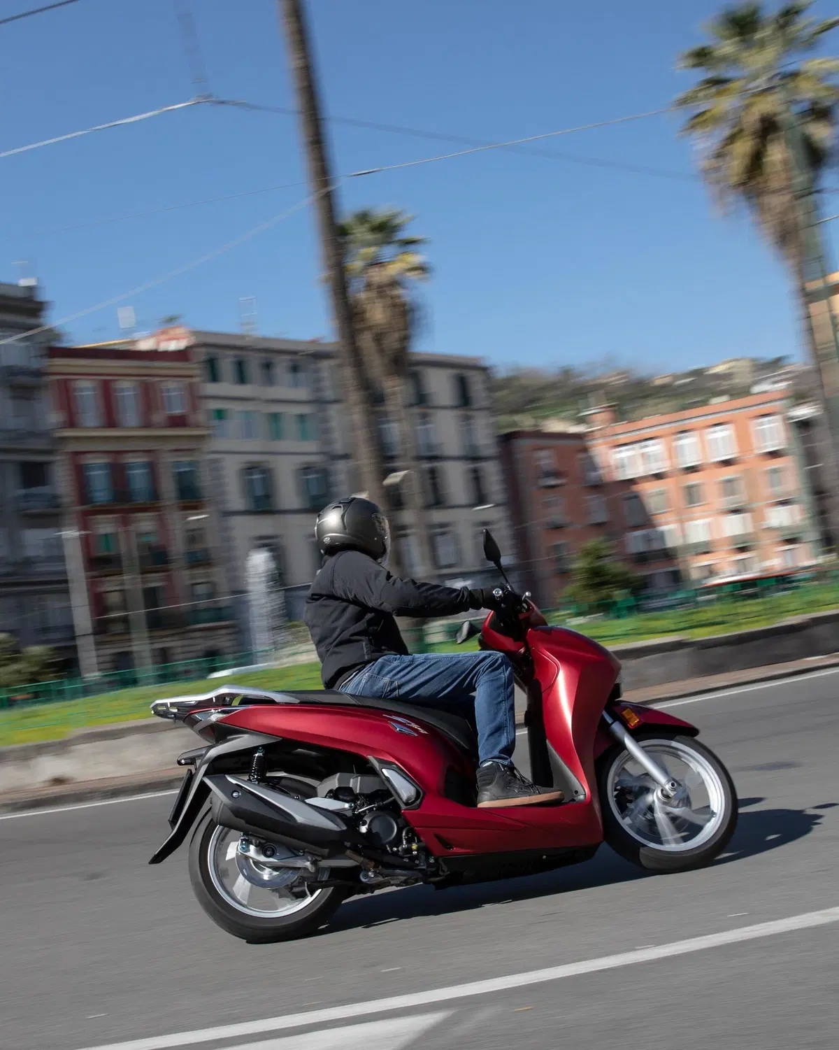  Honda SH 350I 2022. Più veloce e più potente (53)