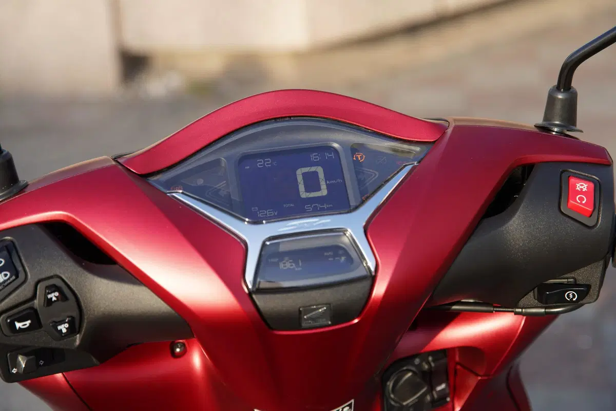  Honda SH 350I 2022. Più veloce e più potente (65)