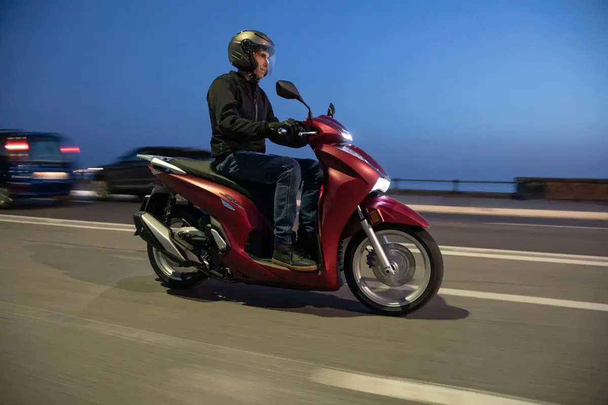  Honda SH 350I 2022. Più veloce e più potente (72)