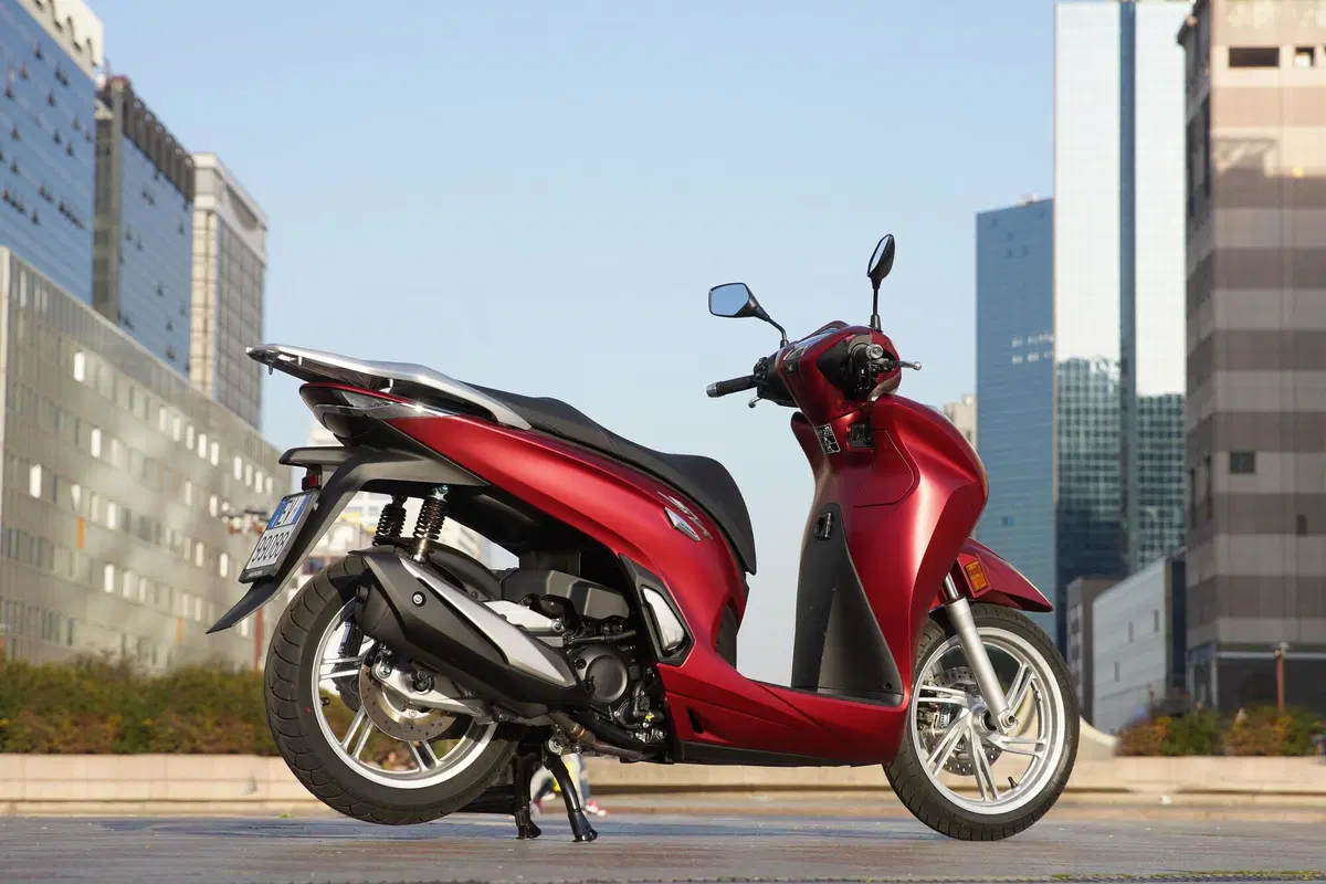  Honda SH 350I 2022. Più veloce e più potente (75)