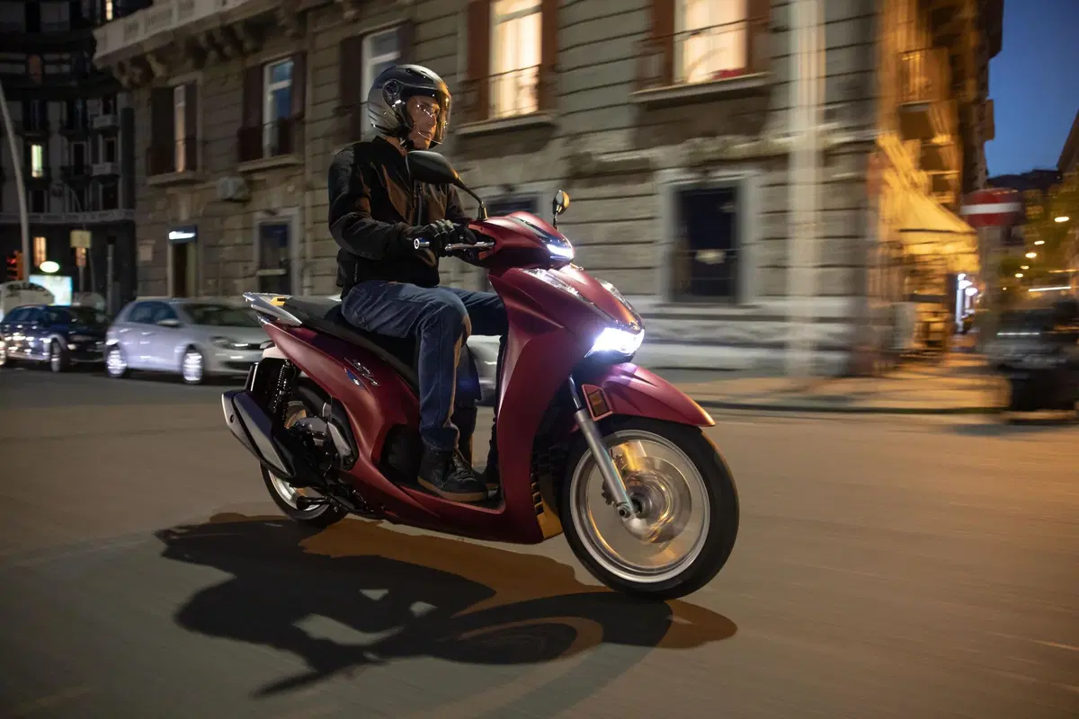  Honda SH 350I 2022. Più veloce e più potente (113)