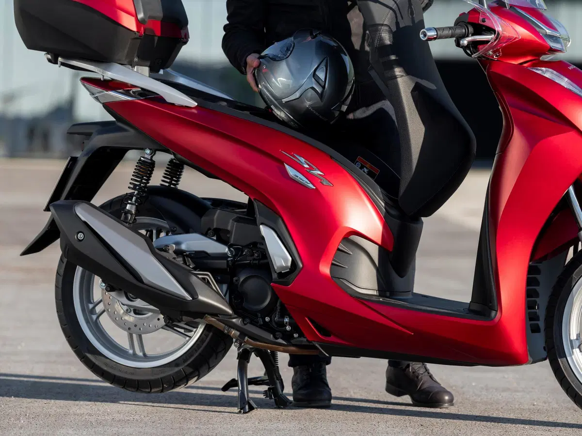  Honda SH 350I 2022. Più veloce e più potente (100)