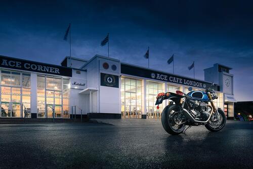 Triumph Thruxton RS Ton Up Special Edition (5)