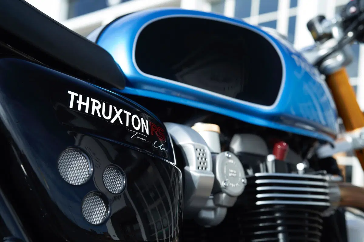 Triumph Thruxton RS 'Ton Up' Special Edition (9)