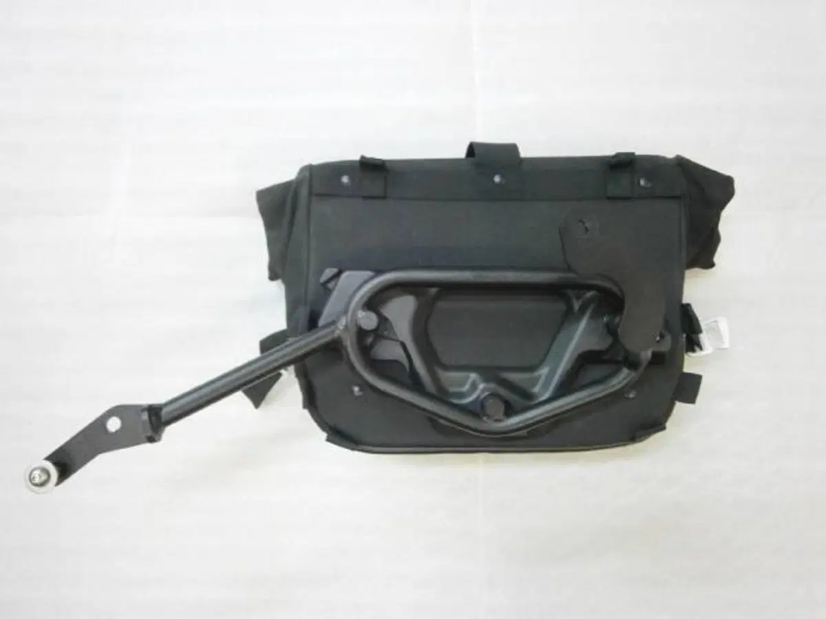 BORSA SW-MOTEC lat.dx. per V7III Sw-Motech (3)