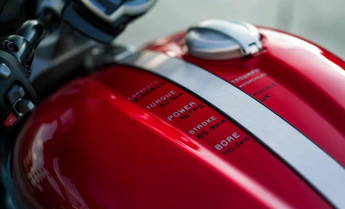 Triumph Rocket 3 Rocket 3 R 221 (2021 - 23) (5)