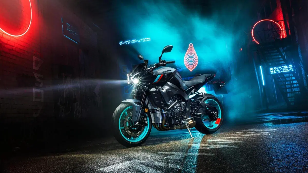 Yamaha MT-10 2022: dati e foto (17)