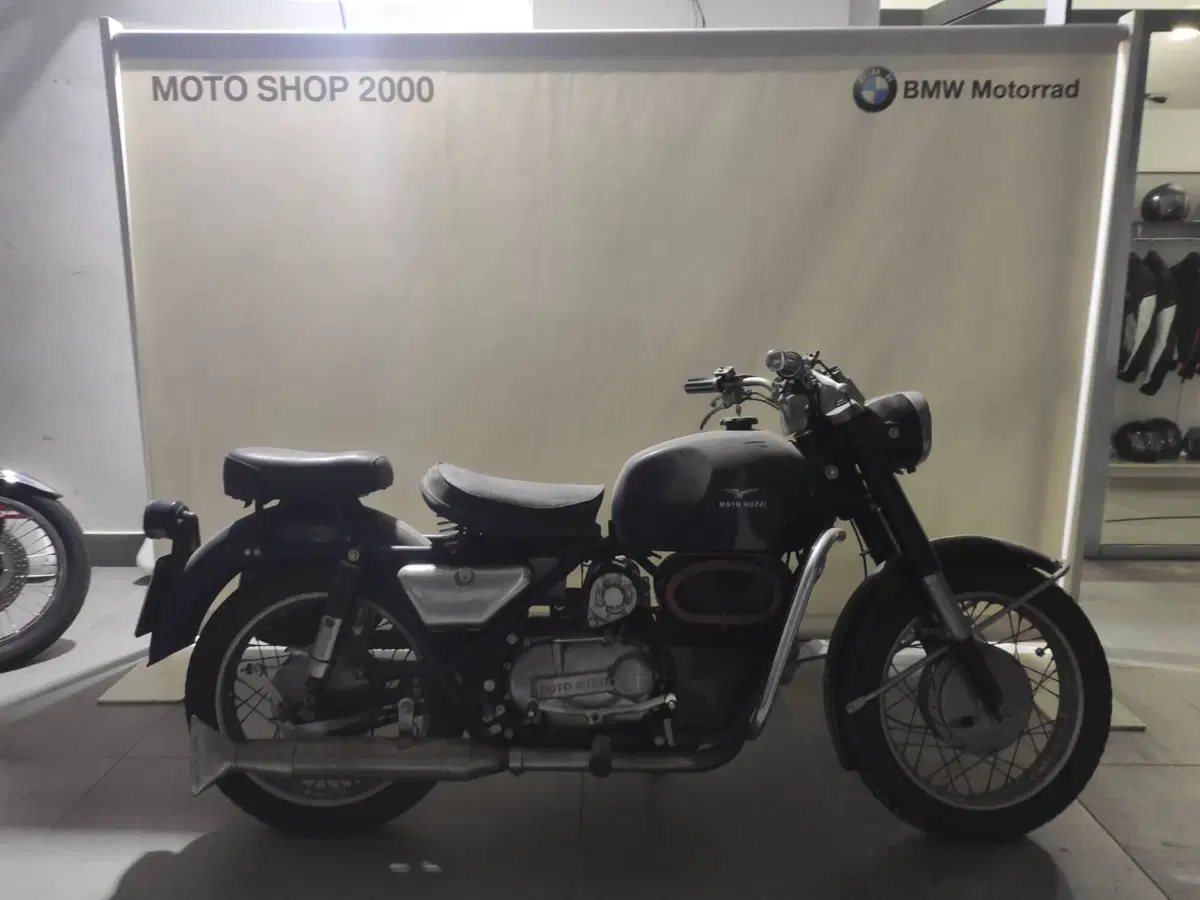 Moto Guzzi Falcone 