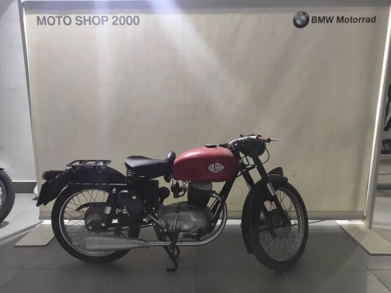 Gilera 150 Sport 