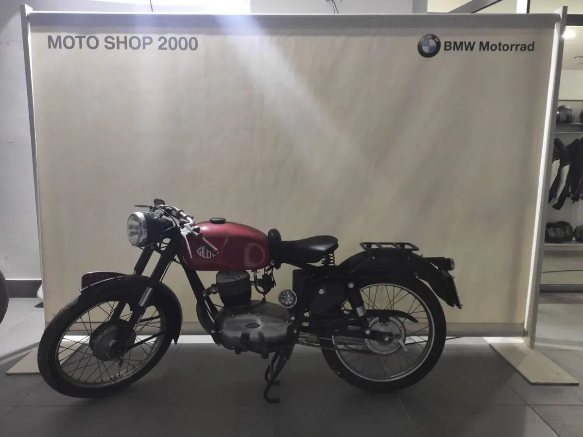 Gilera 150 Sport  (2)
