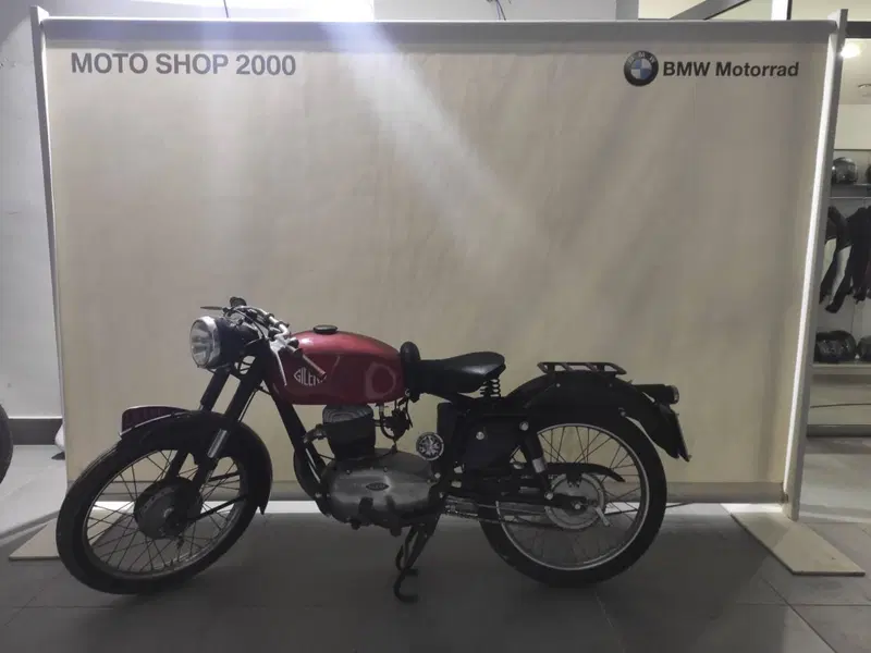 Gilera 150 Sport  (2)