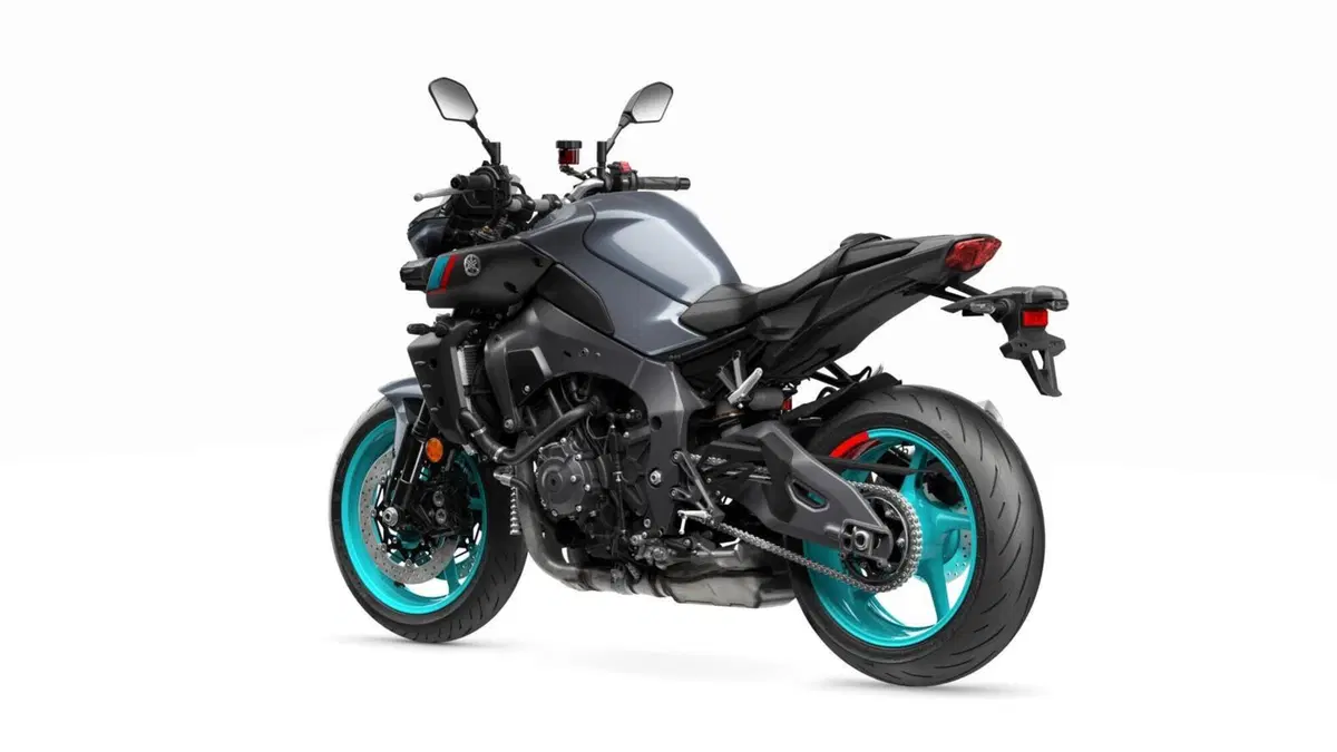 Yamaha MT-10 2022: dati e foto (8)