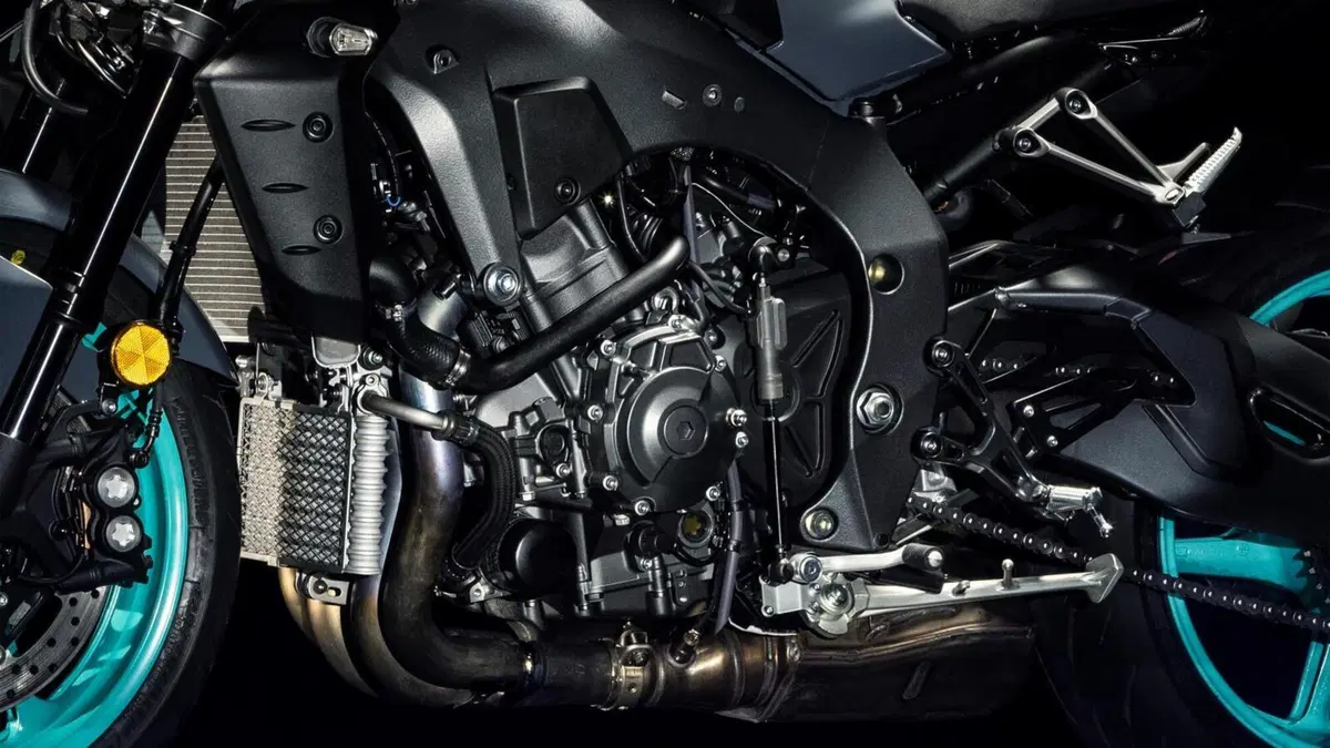 Yamaha MT-10 2022: dati e foto (2)