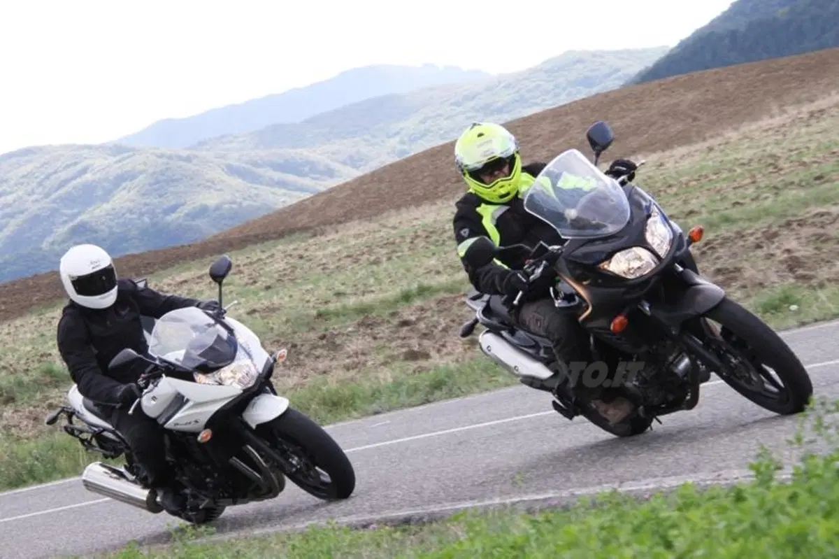 Suzuki V-Strom vs Bandit S (4)