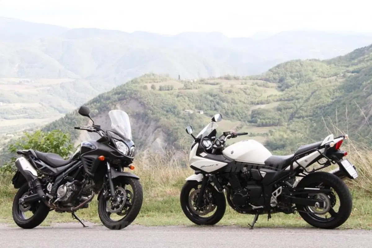 Suzuki V-Strom vs Bandit S (17)