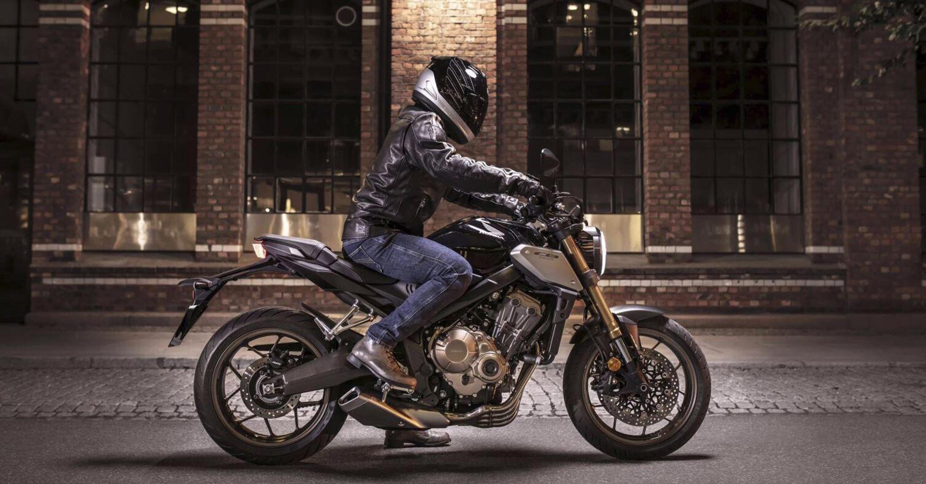 La Kawasaki Z900 si conferma la moto pi&ugrave; venduta in Spagna