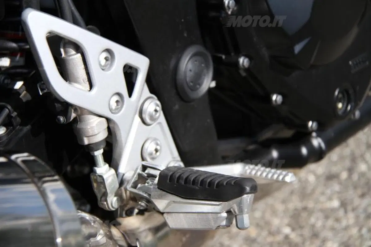 Suzuki V-Strom vs Bandit S (61)