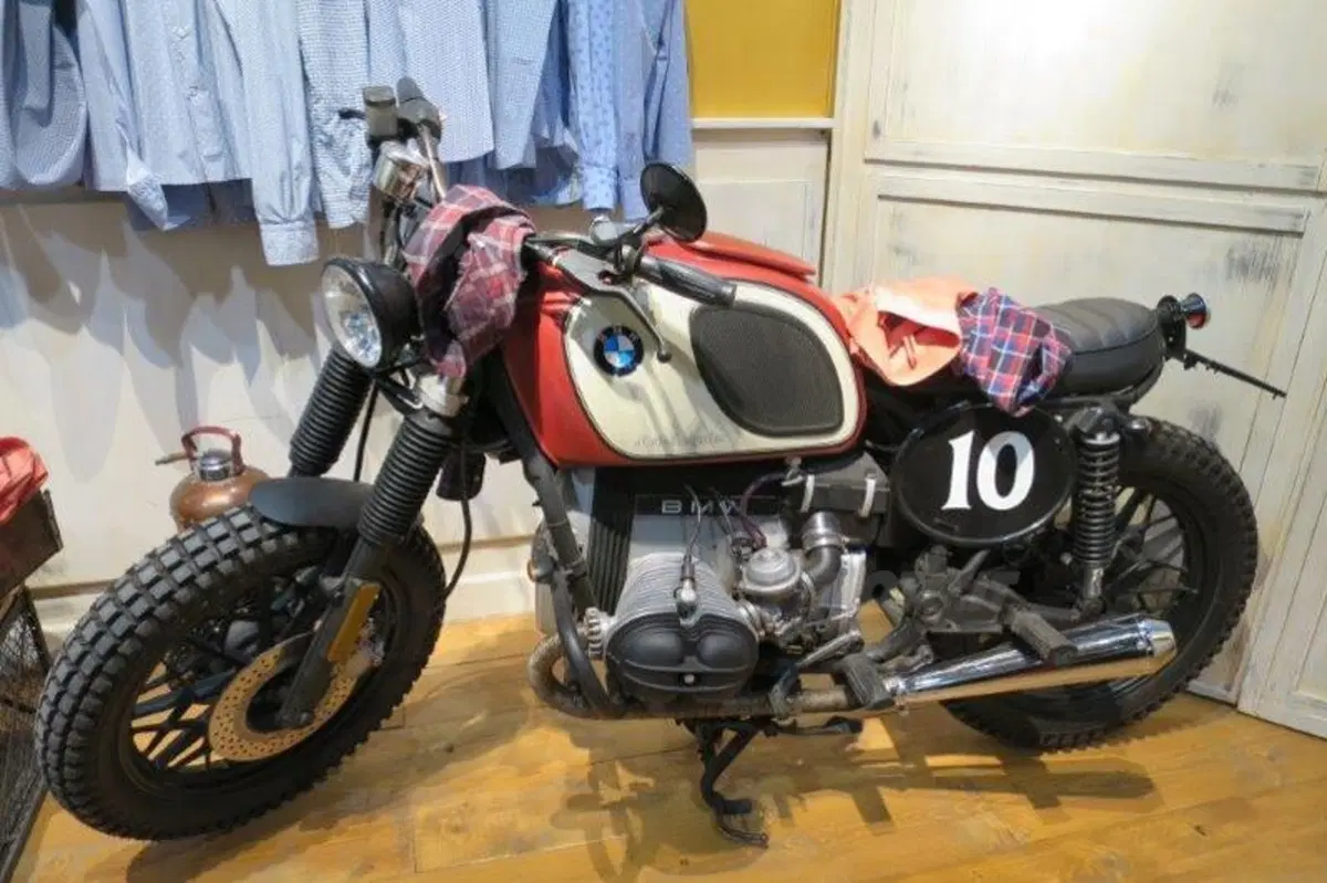 Moto ancora in passerella al Pitti Uomo di Firenze (8)